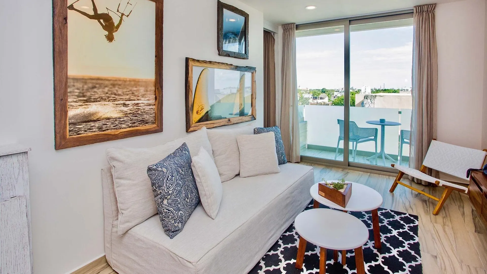 Newport House Playa Daire Playa del Carmen