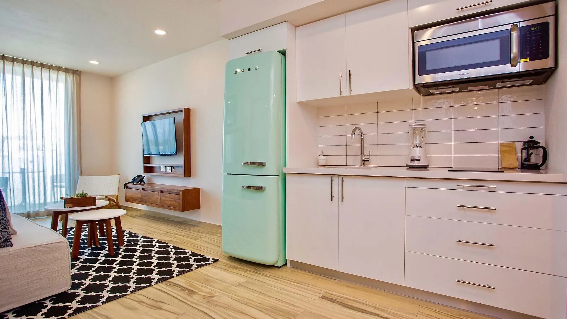 Newport House Playa Daire Playa del Carmen