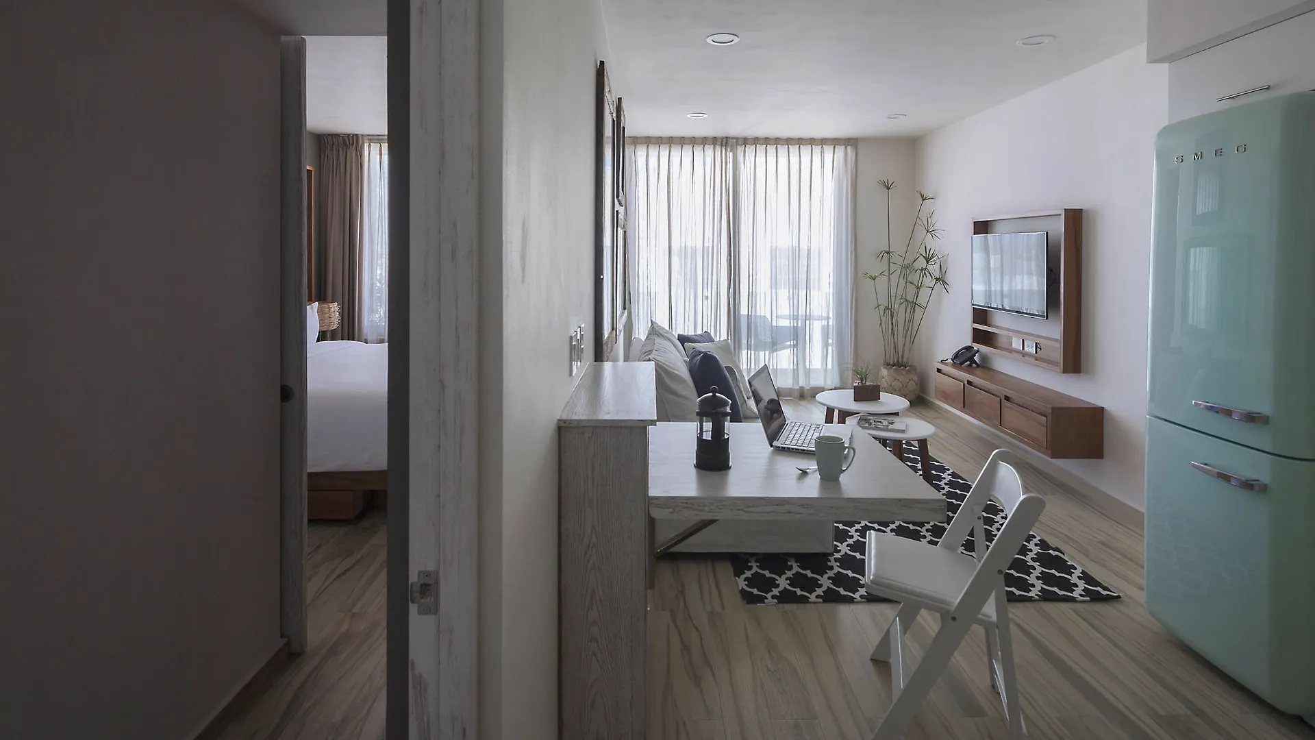 Newport House Playa Daire Playa del Carmen Meksika